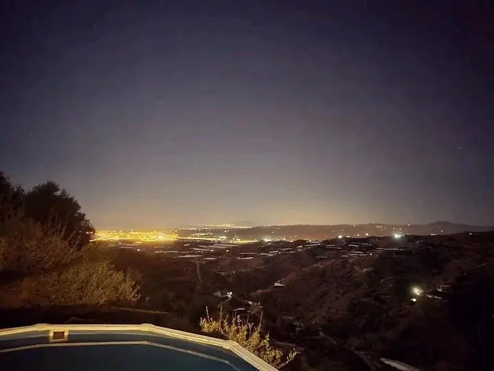 Domek alpejski Treehouse ,Casa Arbol, With Spa Algarrobo